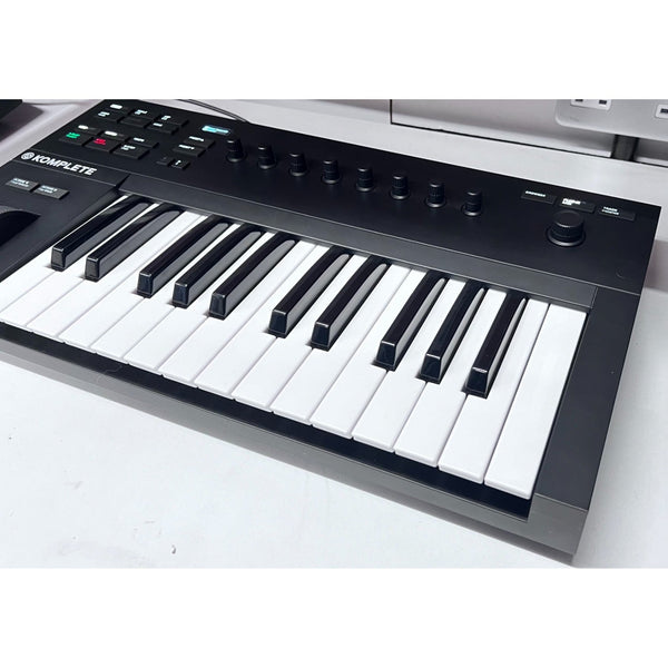 Native Instruments Komplete Kontrol A25 (B-Stock)