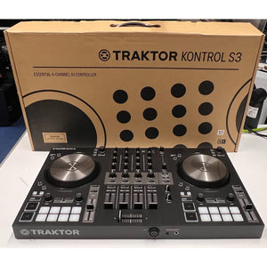 Native Instruments Traktor Kontrol S3 (B-Stock)